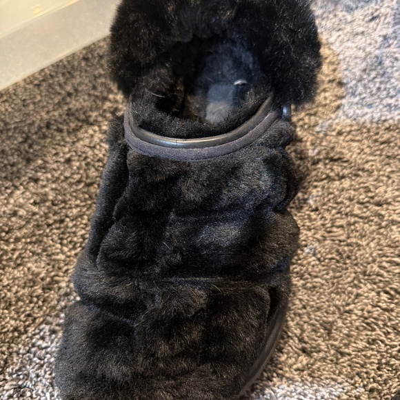 Crocs - Picture 2 of 2